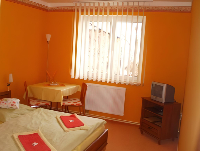 Bedroom 2, Three Apartment, Cheb
