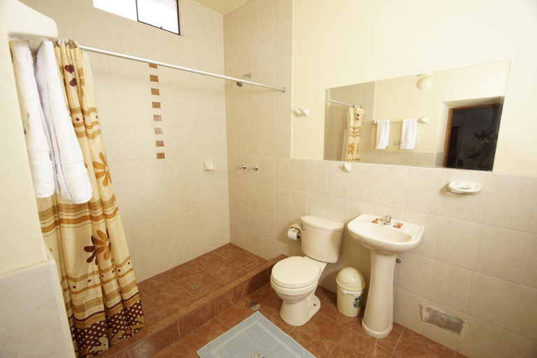 Bathroom 3, Casa Union Cusco, Cusco