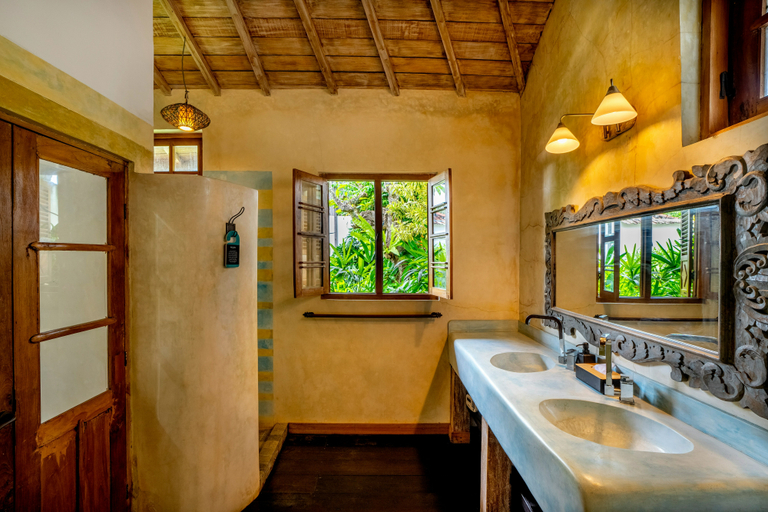 Bathroom 5, Villa Amsa Seminyak, Badung