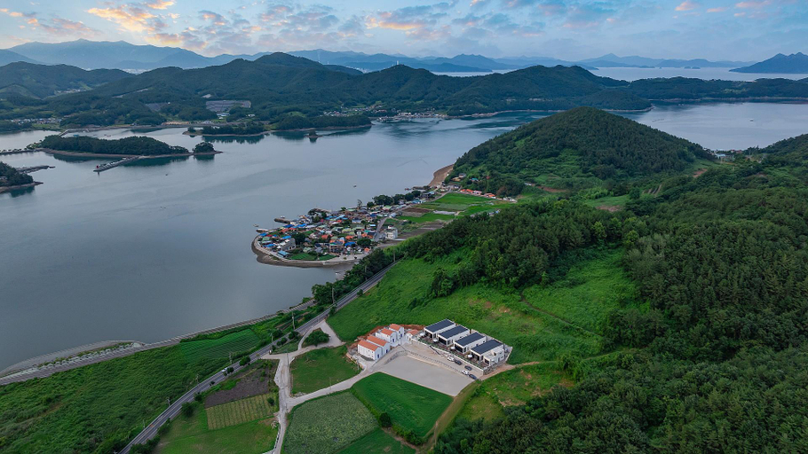 Others 4, Chilwol Kids Pool Villa Namhae Geumsong Branch, Namhae