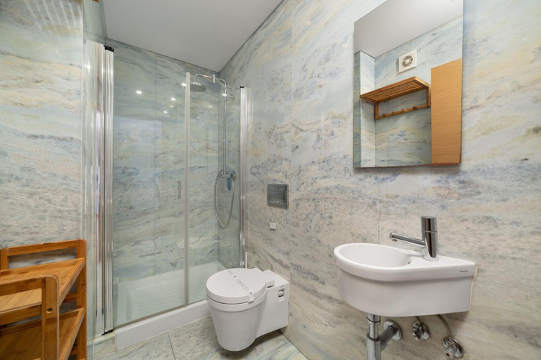Bathroom 4, Baia Residence 2 - Holiday Apartments - By SCH, Alcobaça