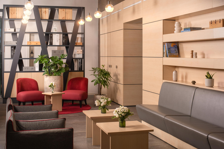 Public Area 2, NH Collection Alagna Mirtillo Rosso, Vercelli