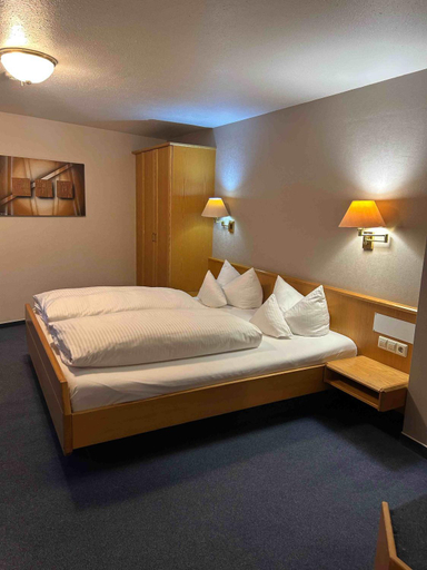 Bedroom 4, Hotel Adler, Rems-Murr-Kreis