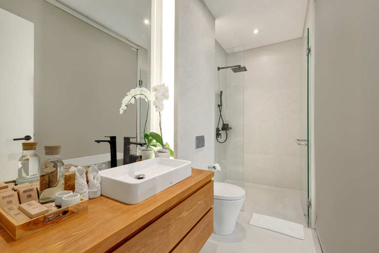 Bathroom, The Oasis Smart Villa by BREIG, Badung