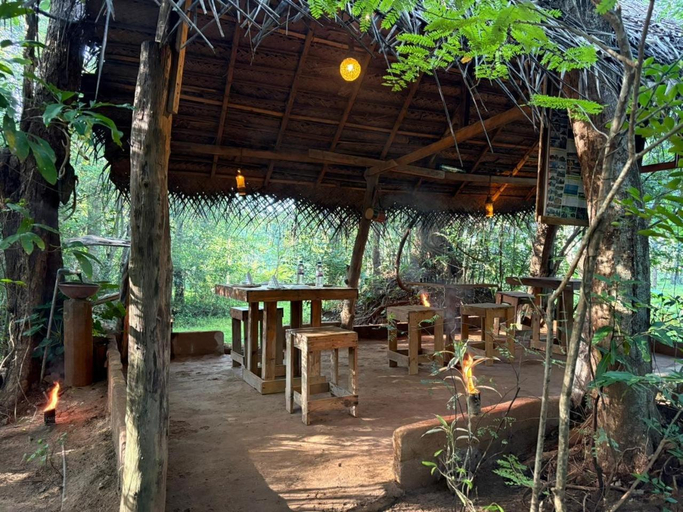 Food & Drinks 3, Grand freedom, Dambulla