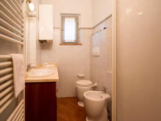 Bathroom 5, Elegant Castle Stay with Pool, Arezzo