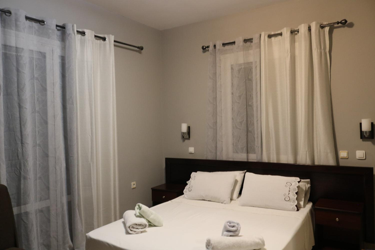 Bedroom 3, Ellis Studios, Ionian Islands