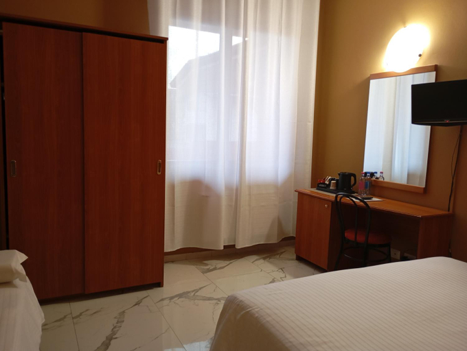 Bedroom 3, Il Leone D'Oro, Bergamo