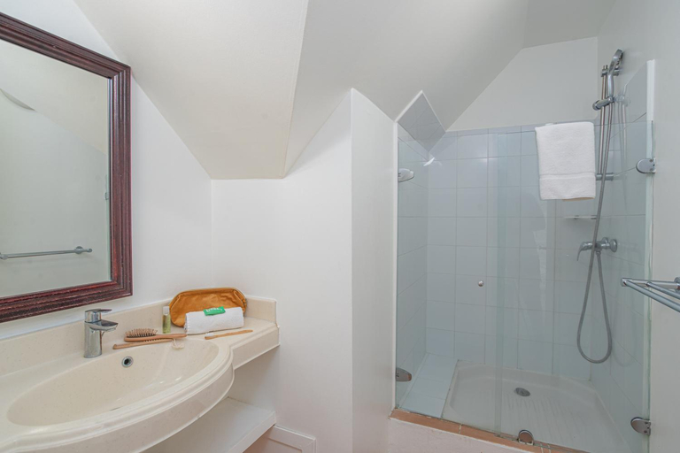 Bathroom 5, Pierre & Vacances Village Sainte Luce, Basse-Pointe