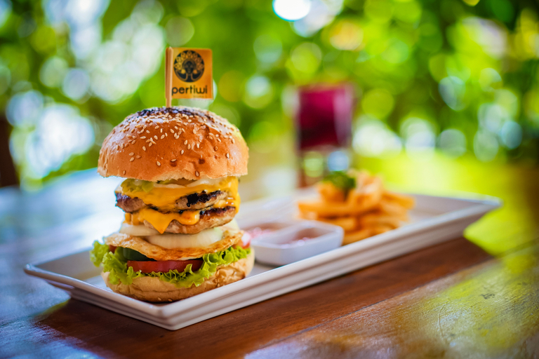 Food & Drinks 5, Pertiwi Bisma 1, Gianyar