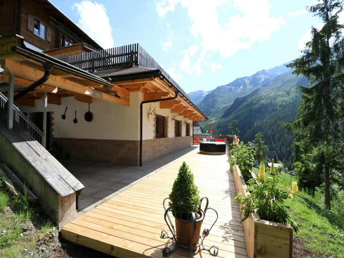 Exterior & Views 1, Hochfugen Apartments, Schwaz
