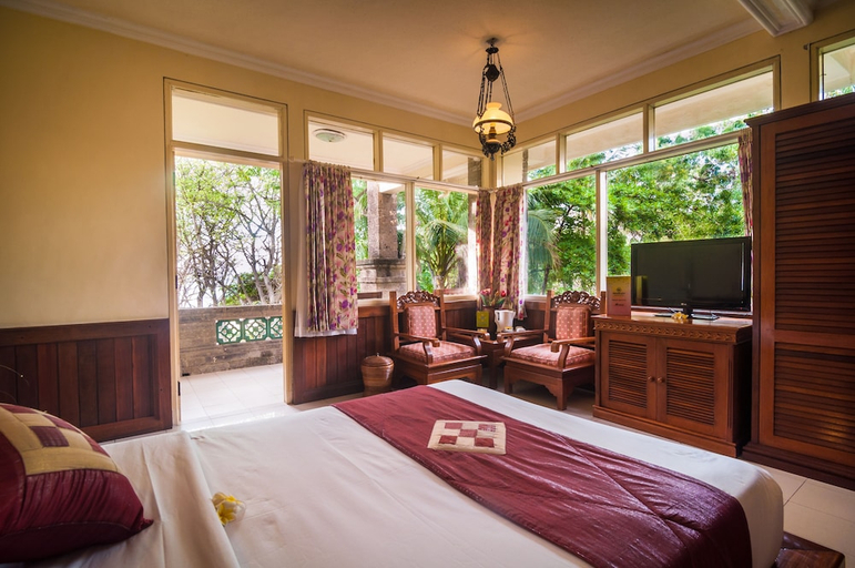bedroom 18