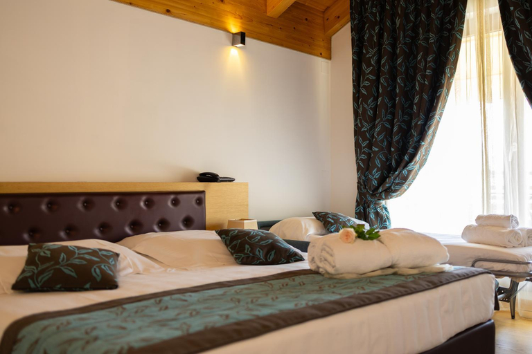 Bedroom 3, Hotel Natura, L'Aquila