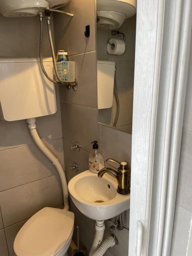 Bathroom 2, Dunavska Room, Novi Sad