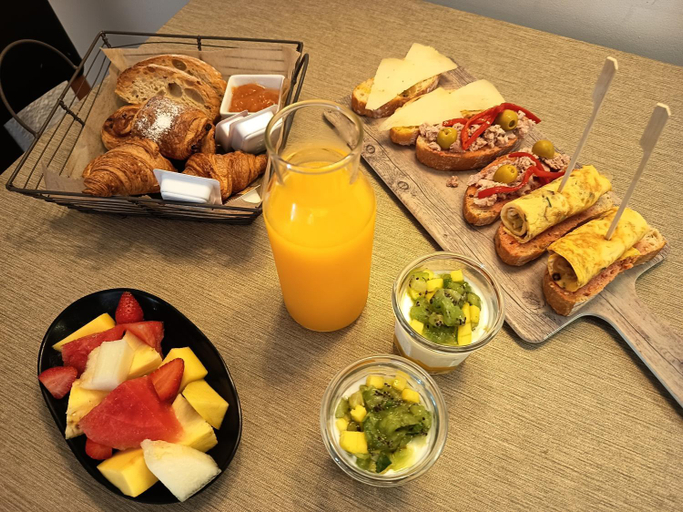 Food & Drinks, Cal Music B&B, Barcelona