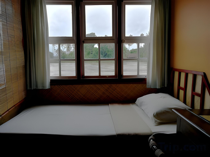 Bedroom 2, Sala Done Khone Hotel, Khong