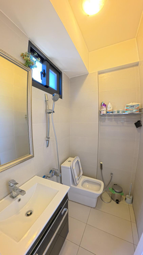 Bathroom 3, Chun House, Hualien