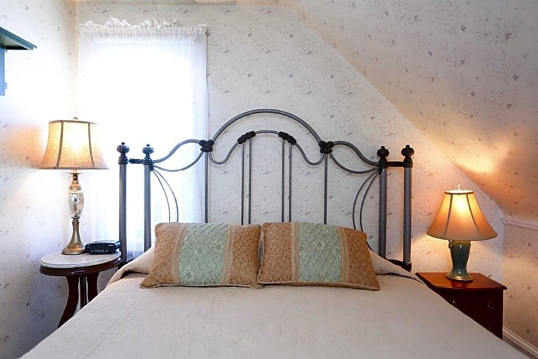 Bedroom 4, Beauclaires Bed & Breakfast, Cape May