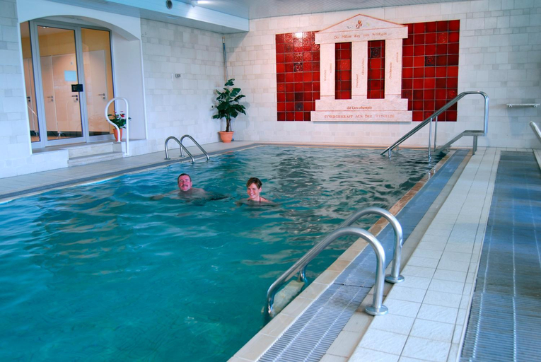 Sport & Beauty 5, Hotel Sudpfalz-Terrassen, Südliche Weinstraße