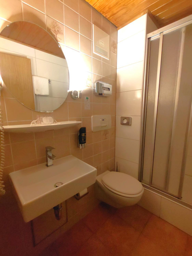 Bathroom 4, Smart-Inn, Erlangen