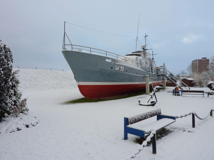 Others 2, Tenspolde Comfortable holiday residence, Friesland