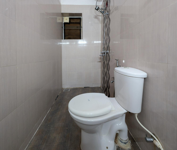 Bathroom 5, Villa Candolim, North Goa