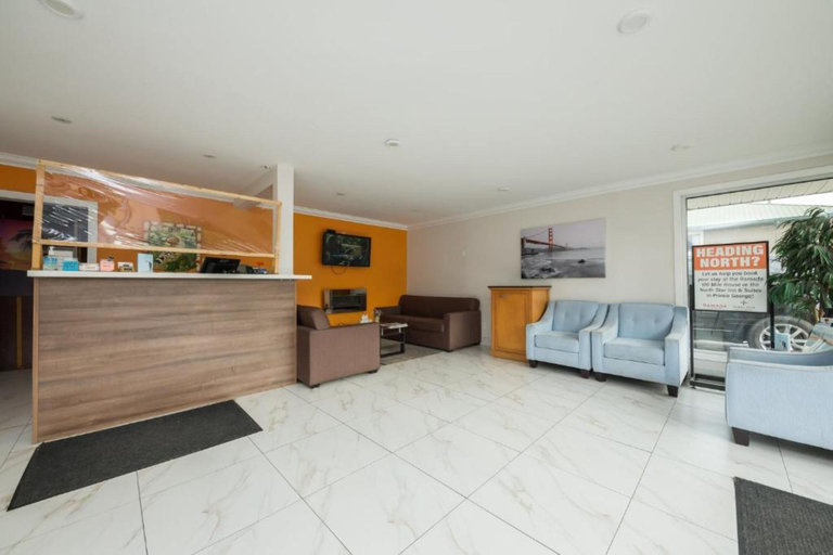 Public Area 2, Howard Johnson by Wyndham Downtown Kamloops, Thompson-Nicola