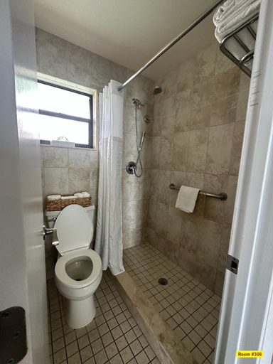 Bathroom 3, Windjammer Resort and Beach Club, Broward