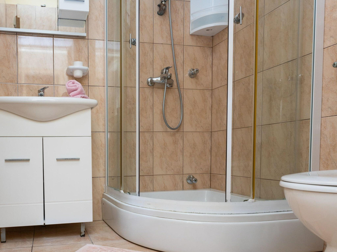 Bathroom 3, Apartments Sea Line - Two Bedroom Apartment with Terrace and Sea View, Blato
