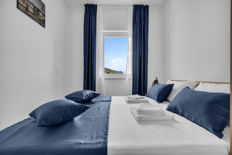 Bedroom, Apartments Lujnovic, Makarska