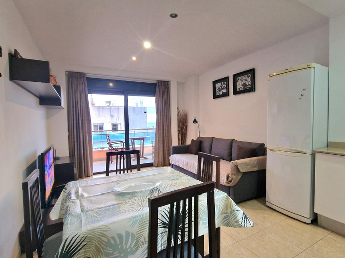 Others 4, Apartment Rene Go2llolet, Girona