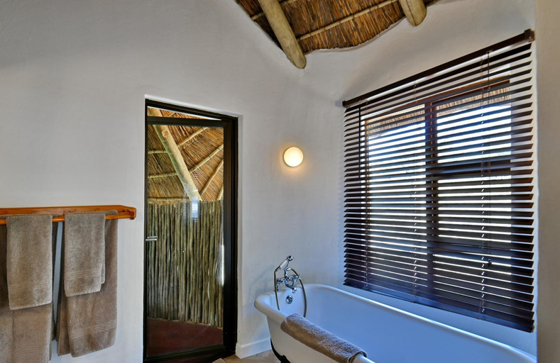 Bathroom 3, Warthogs Bush Lodge, West Rand