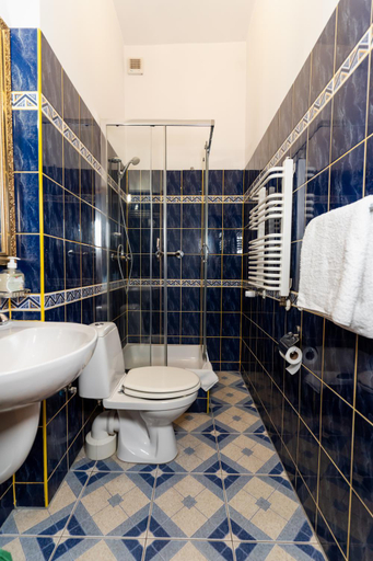 Bathroom 4, Hotel Europa, Kłodzko
