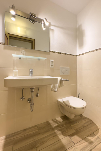 Bathroom, Gasthof Alter Wirt, Rosenheim