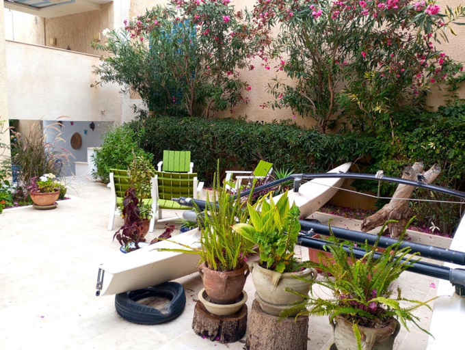 Others 2, Villa Azaiiza, Akouda