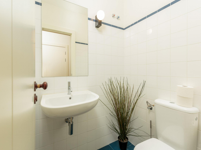 Bathroom 3, Urban apartment with Balcony in Porto, Porto