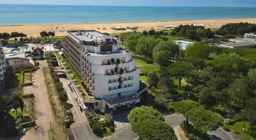 Exterior & Views 1, Savoy Beach Hotel & Thermal Spa, Venezia