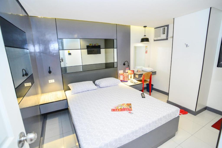Bedroom 3, Hotel Sogo Aurora Cubao, Quezon City