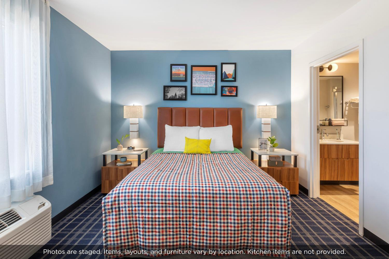 Bedroom 2, Uptown Suites Extended Stay Denver CO -Westminster, Adams