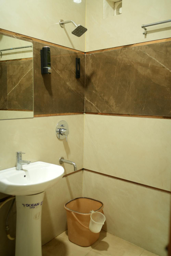 Bathroom 4, Aastha view, Amritsar