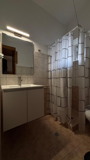 Bathroom 5, Hotel Acropolis Metsovo, Epirus