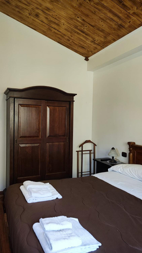 Bedroom 2, Hotel Il Feudo Dei Pierleoni, L'Aquila