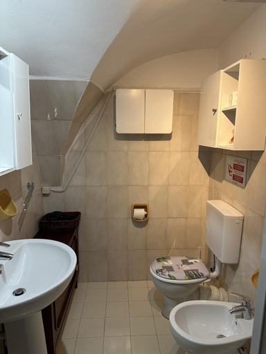 Bathroom 2, Casa Vacanze Mamma Rosetta, Imperia