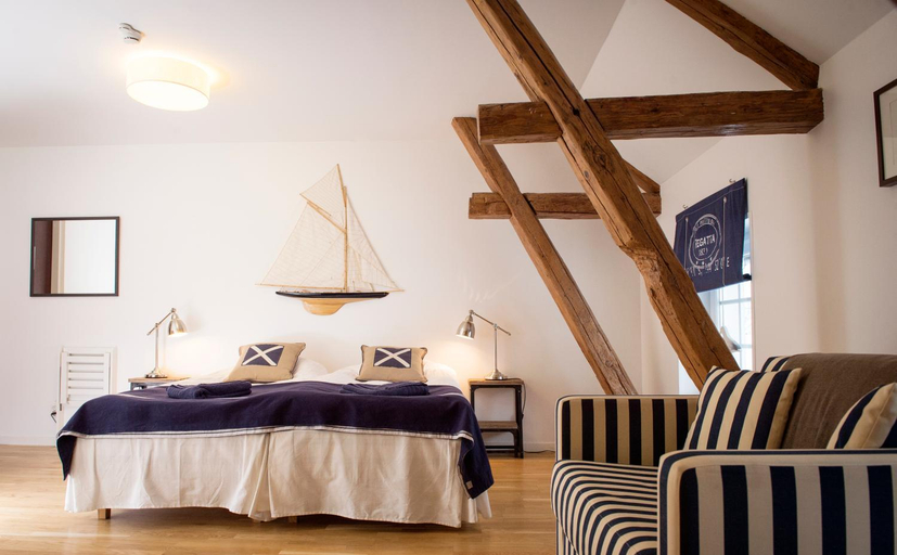 Bedroom 2, Strand Golf, Eskilstuna