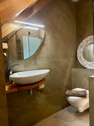 Bathroom 3, Suites du Cabinet Vert, Loiret