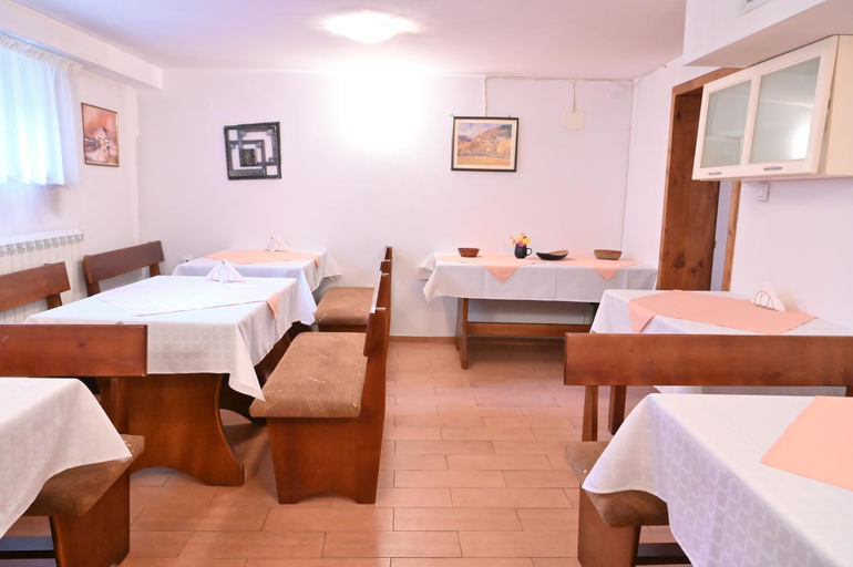 Food & Drinks, Bella Vista Guesthouse, Bansko