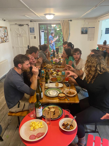 Food & Drinks 5, Patagon Backpackers, Coihaique