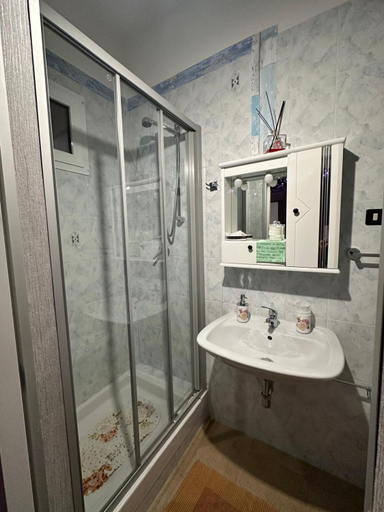 Bathroom, B&B Le Colombine, Matera