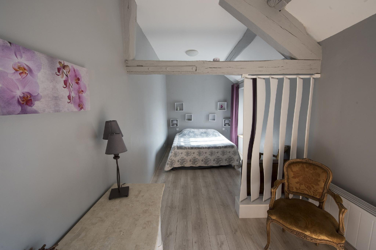 Bedroom 2, Maison d'Hotes Ferme d'Issonges B&B, Aisne
