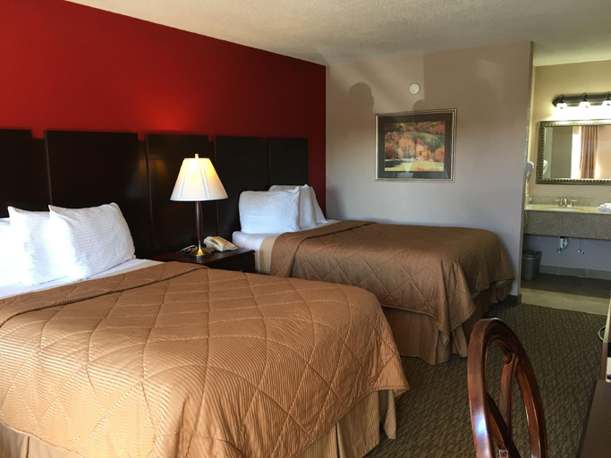 Bedroom 2, Pinetree Inn, Decatur